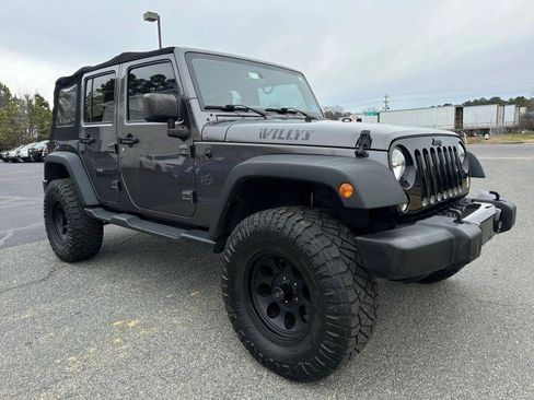 Used 2016 Jeep Wrangler Unlimited Sport AWD/4WD image 2