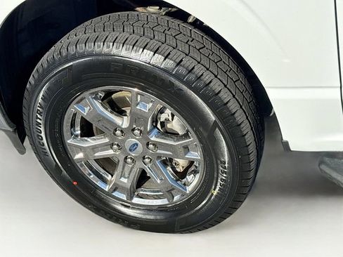 Certified 2022 Ford F150 XLT w/ Equipment Group 302A High image 30