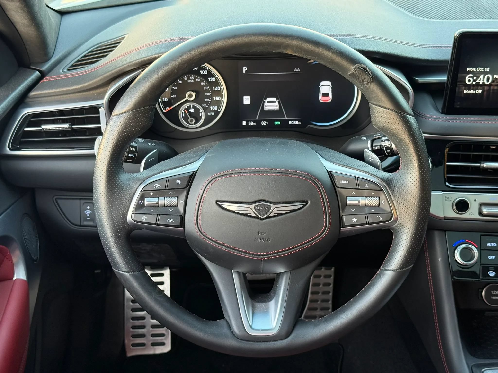 Used 2024 Genesis G70 3.3T Advanced w/ Sport Prestige Package RWD image 18