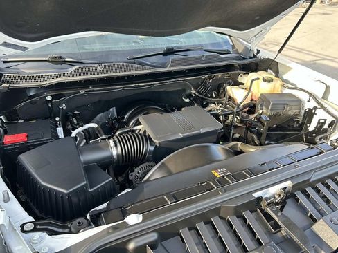 Used 2022 Chevrolet Silverado 2500 Custom image 17