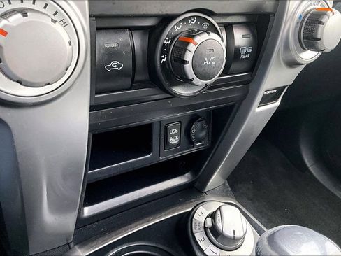 Used 2016 Toyota 4Runner SR5 Premium AWD/4WD image 14