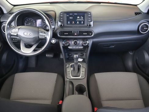 Used 2020 Hyundai Kona SEL image 16