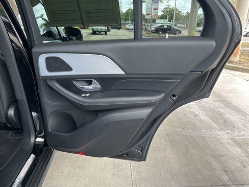 Used 2024 Mercedes-Benz GLE 450e 4MATIC image 31