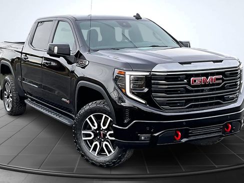 Used 2023 GMC Sierra 1500 AT4 w/ AT4 Preferred Package image 22