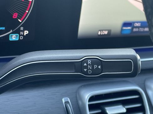 Certified 2024 Mercedes-Benz GLS 450 4MATIC image 30