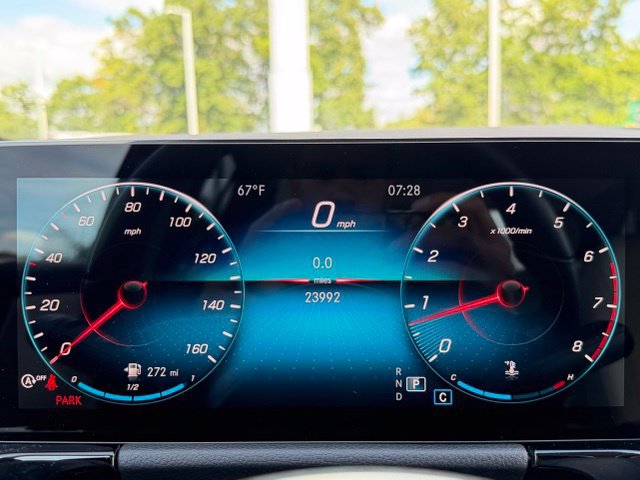 Used 2022 Mercedes-Benz GLA 250 4MATIC image 17