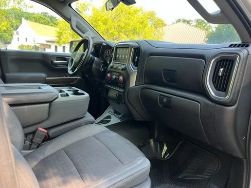 Used 2019 Chevrolet Silverado 1500 LT w/ All-Star Edition AWD/4WD image 21