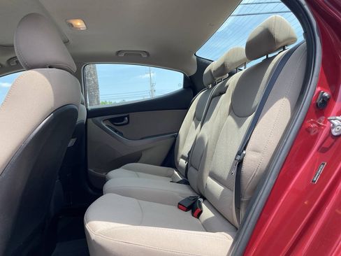 Used 2016 Hyundai Elantra Sedan FWD image 12