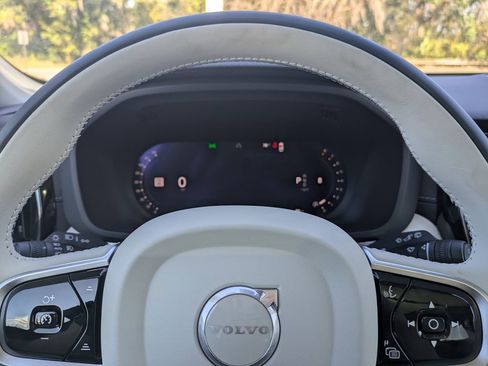 New 2026 Volvo XC60 B5 Ultra w/ Protection Package Premier AWD/4WD image 39