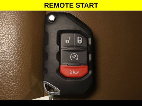 Used 2022 Jeep Wrangler Unlimited Sahara w/ Cold Weather Group image 8