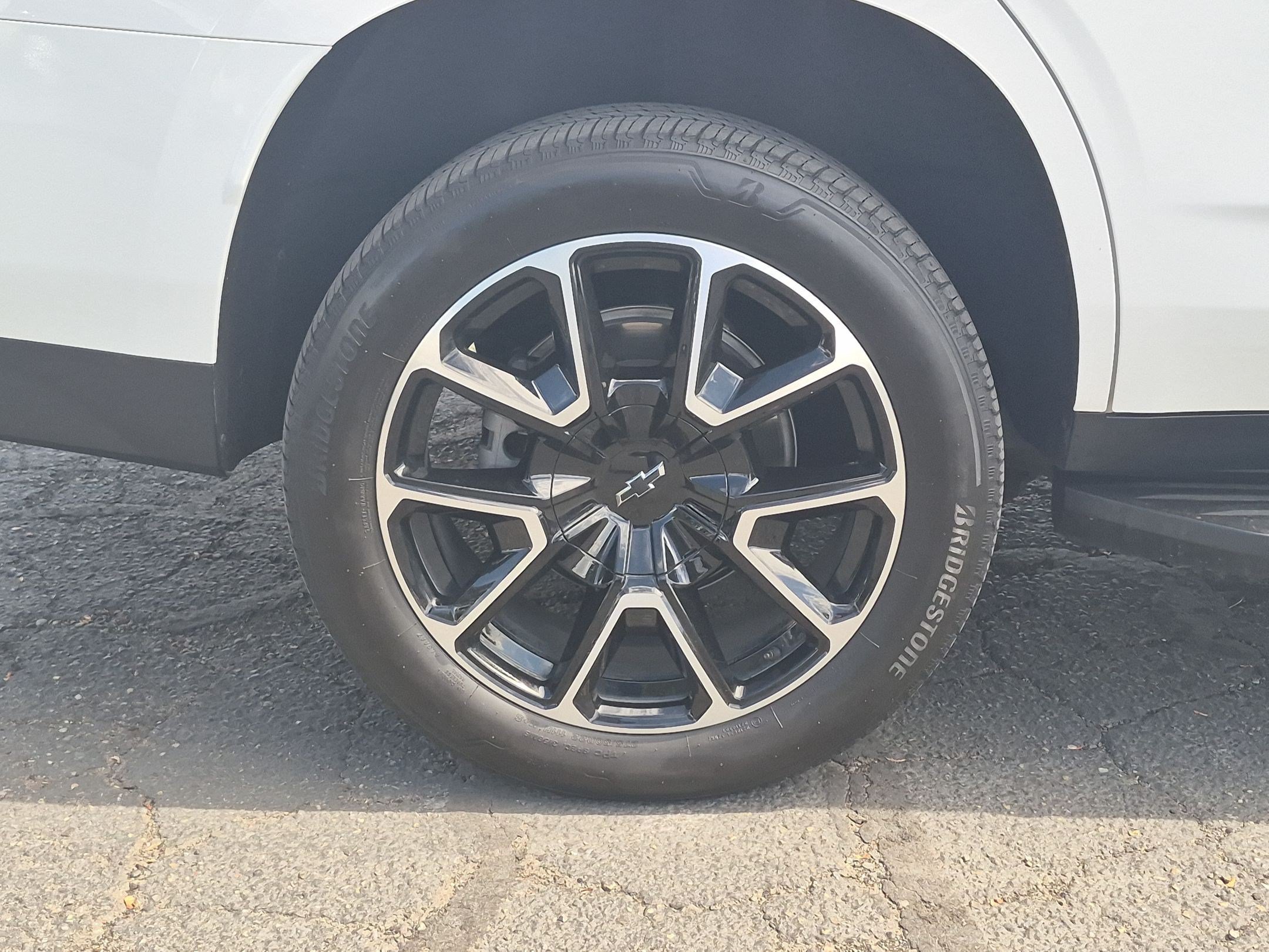 Certified 2024 Chevrolet Tahoe RST w/ Luxury Package AWD/4WD image 14
