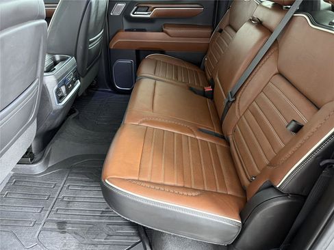 Used 2023 GMC Sierra 1500 Denali Ultimate AWD/4WD image 21