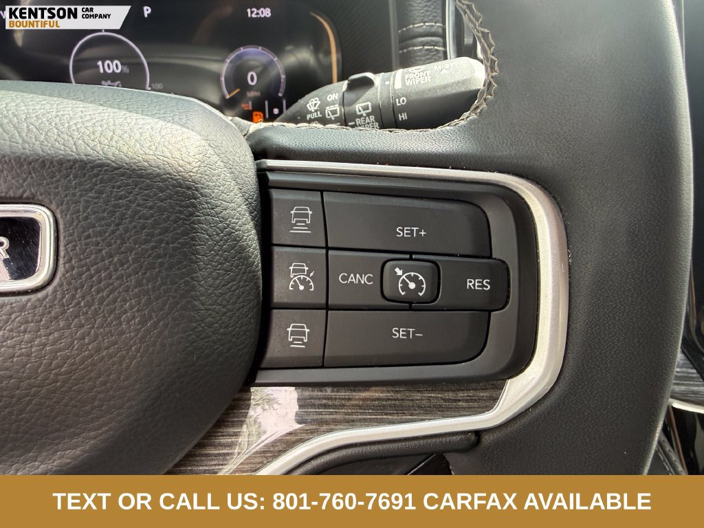 Used 2022 Jeep Wagoneer Series III w/ Rear Seat Video Group 1 AWD/4WD image 16