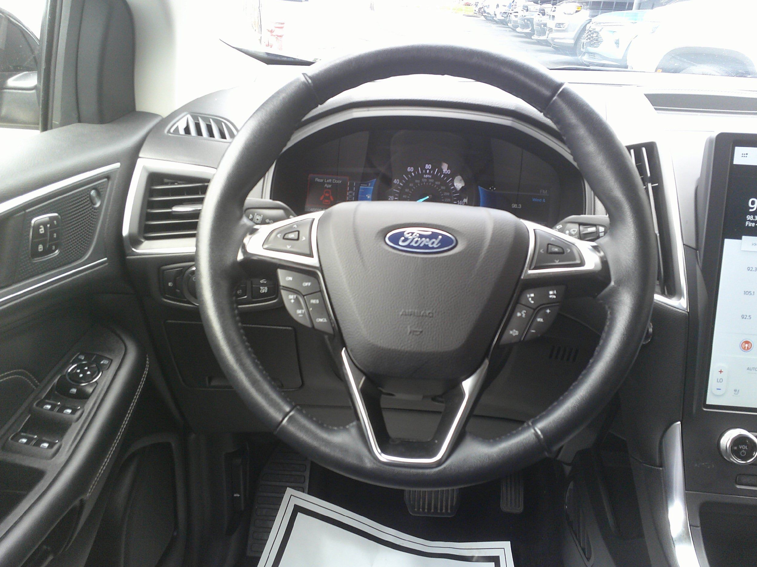 Used 2024 Ford Edge Titanium AWD/4WD image 22
