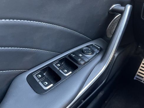 Used 2023 Kia Stinger GT2 image 17