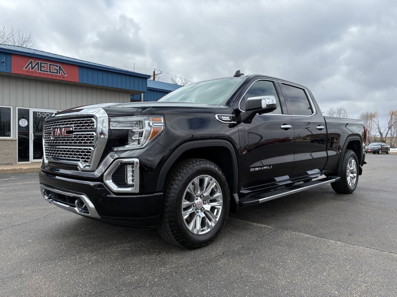 Used 2020 GMC Sierra 1500 Denali w/ LPO, GMC Protection Package AWD/4WD image 2