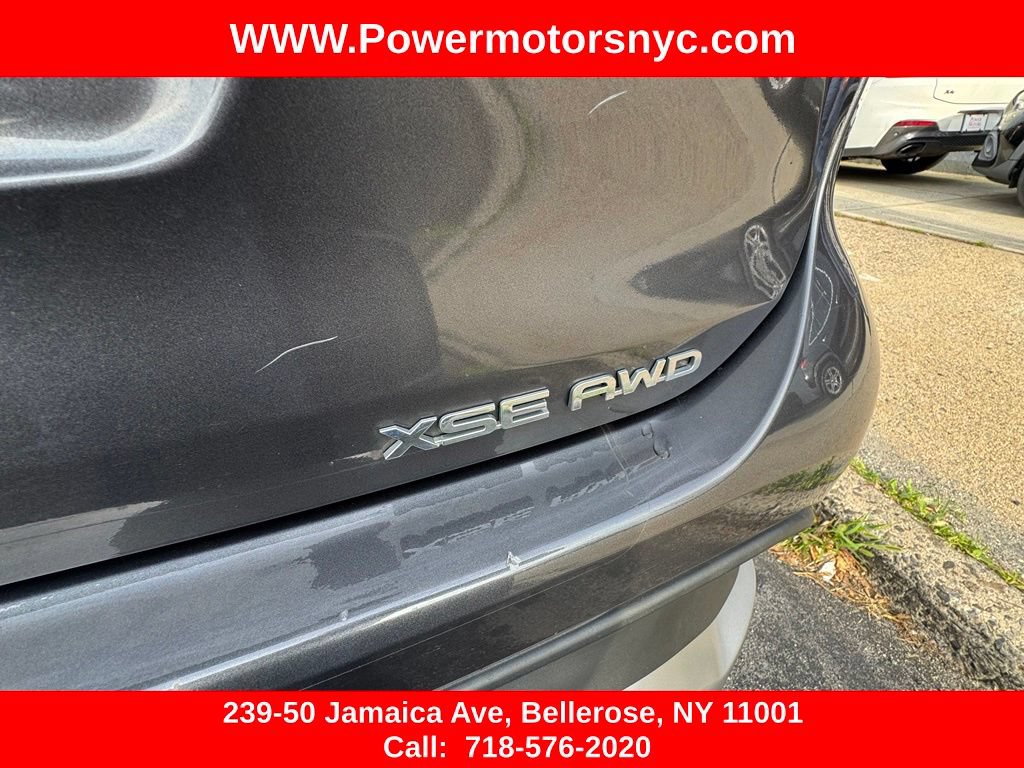 Used 2023 Toyota Highlander XSE AWD/4WD image 11
