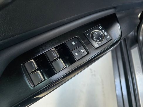 Used 2025 Lexus ES 300h w/ Premium Package FWD image 25