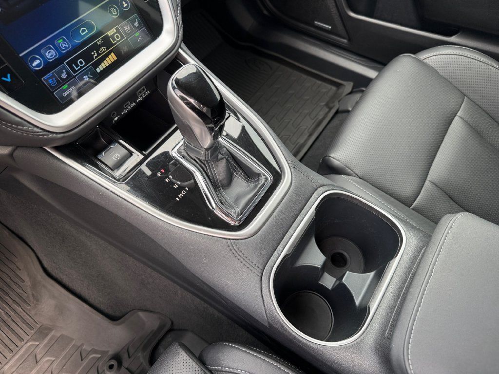 Used 2023 Subaru Outback Touring AWD/4WD image 19