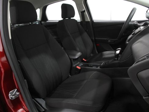 Used 2016 Ford Focus SE image 14