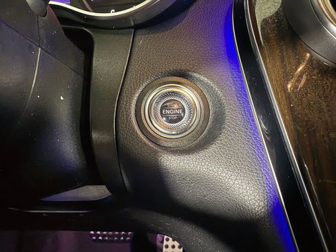 Used 2023 Mercedes-Benz C 300 Sedan image 34