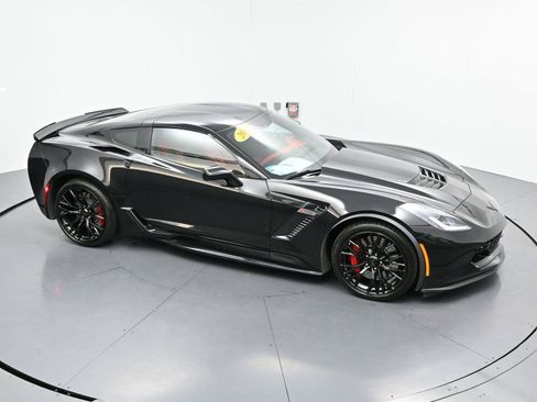 Used 2019 Chevrolet Corvette Z06 RWD image 32