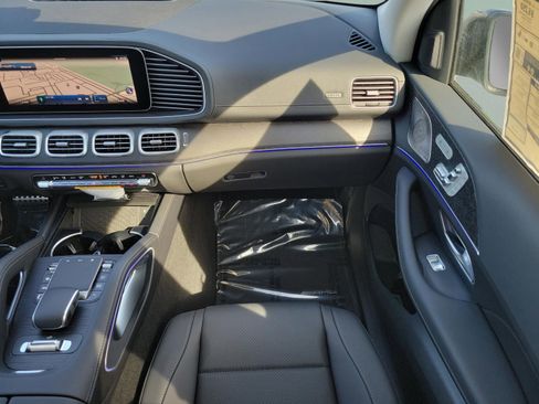New 2026 Mercedes-Benz GLS 450 4MATIC image 23