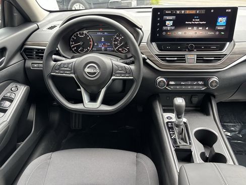 New 2025 Nissan Altima 2.5 SV w/ SV Special Edition Package image 20