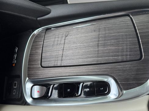 Used 2024 Buick Enclave Avenir w/ LPO, Floor Liner Package FWD image 23