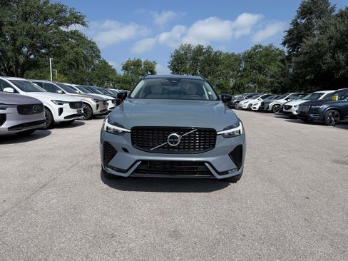 Certified 2024 Volvo XC60 B5 Plus w/ Protection Package Premier AWD/4WD image 7