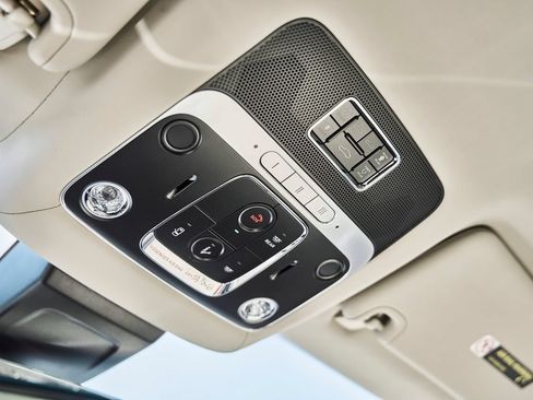 Used 2022 Bentley Flying Spur W12 AWD/4WD image 87