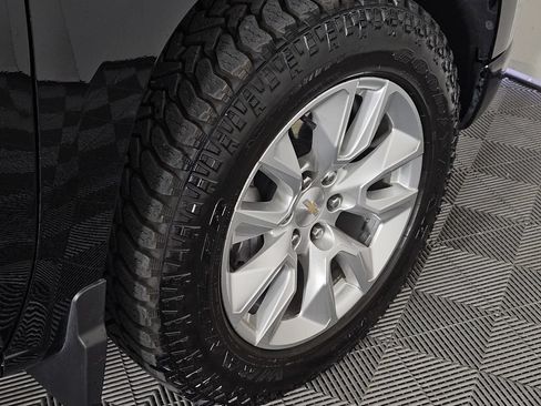 Used 2025 Chevrolet Silverado 1500 Custom RWD image 7