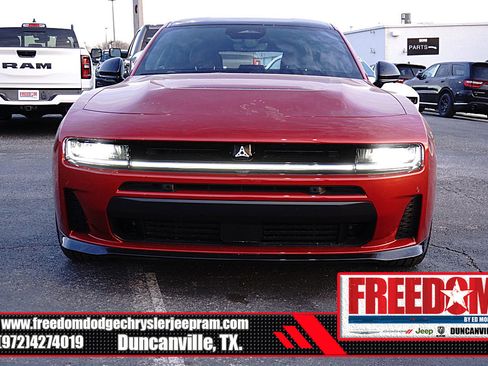 New 2026 Dodge Charger Daytona Scat Pack image 8