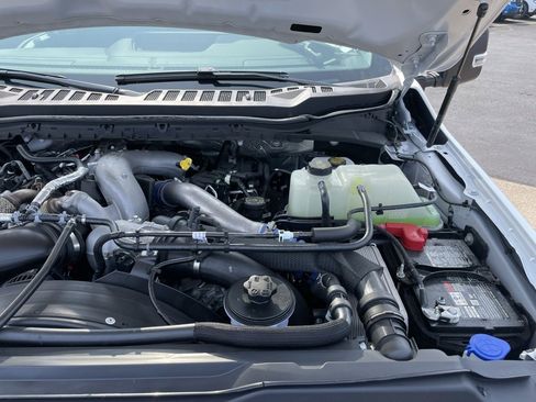 New 2025 Ford F550 4x4 Regular Cab Super Duty image 38