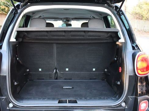 Used 2014 FIAT 500L Trekking w/ Popular Equipment Group image 9