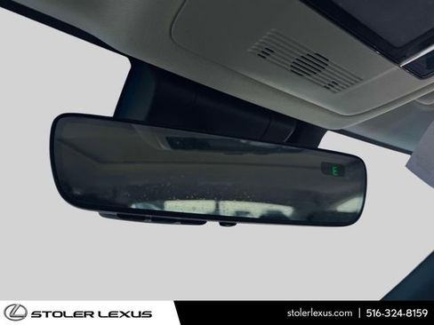 Certified 2022 Lexus ES 350 w/ Premium Package image 39