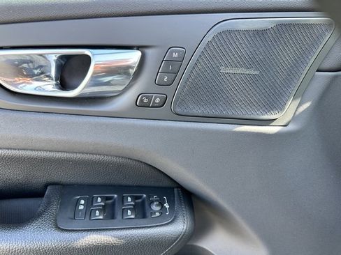 Used 2019 Volvo XC60 T5 Inscription w/ Protection Package Premier image 13
