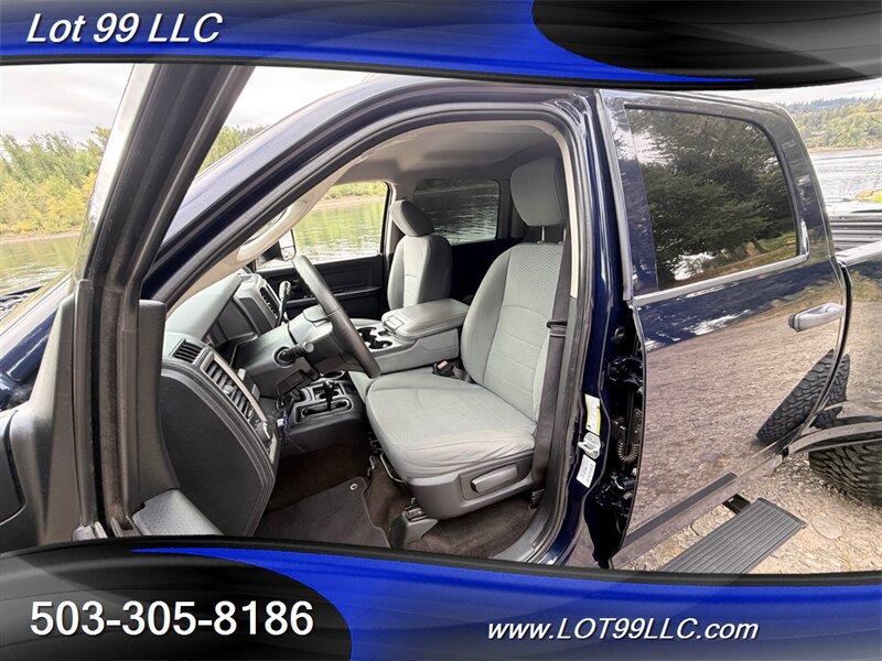 Used 2015 RAM 3500 Tradesman w/ Chrome Appearance Group AWD/4WD image 12