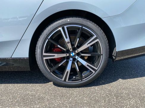 New 2026 BMW 530i xDrive w/ M Sport Package AWD/4WD image 13