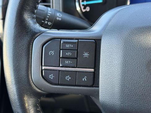 Used 2022 Ford F150 XLT w/ XLT Black Appearance Package image 21