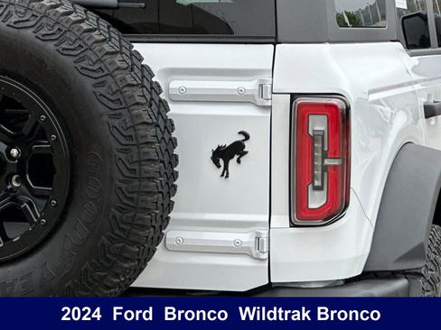 Used 2024 Ford Bronco Wildtrak AWD/4WD image 34