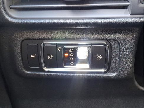 New 2026 Lincoln Corsair Premiere image 12