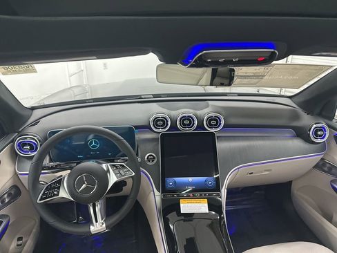 New 2026 Mercedes-Benz GLC 300 image 21
