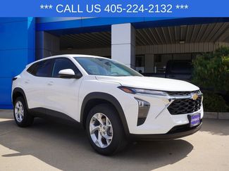 New 2026 Chevrolet Trax LS w/ LS Convenience Package video 2