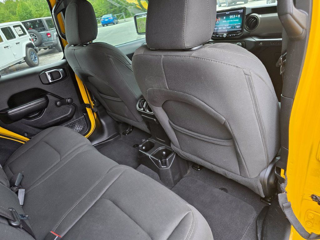 Used 2018 Jeep Wrangler Unlimited Sport AWD/4WD image 26