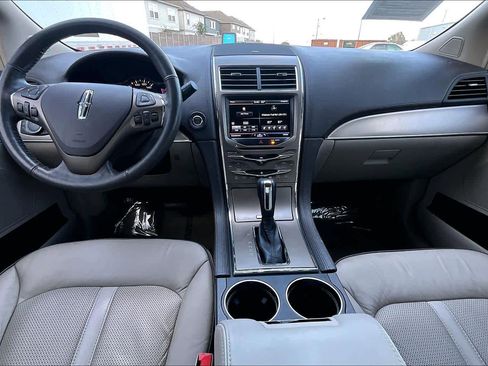 Used 2014 Lincoln MKX FWD w/ Equipment Group 101A image 15