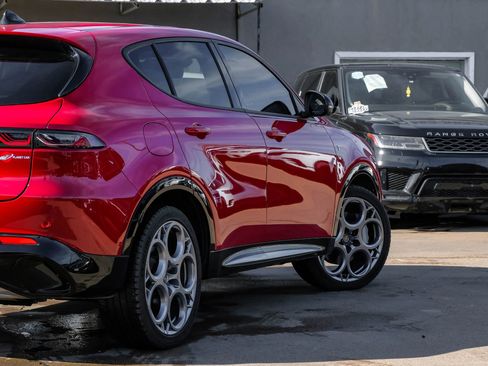 Used 2024 Alfa Romeo Tonale Ti image 13