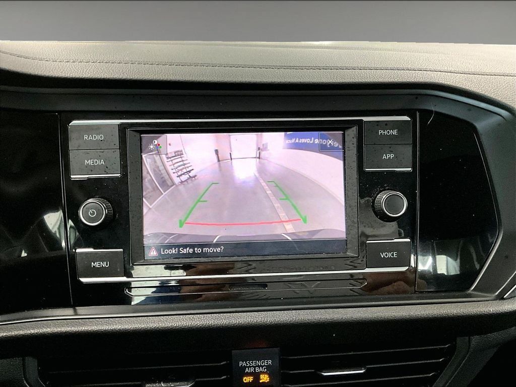 Used 2024 Volkswagen Jetta SE FWD image 19