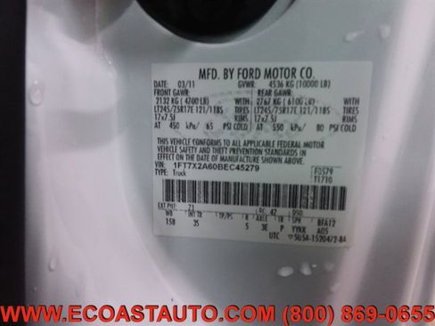 Used 2011 Ford F250 XLT w/ Chrome Pkg image 22