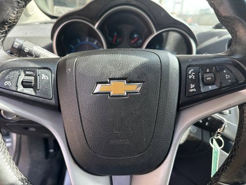 Used 2014 Chevrolet Cruze LT w/ Technology Package image 8